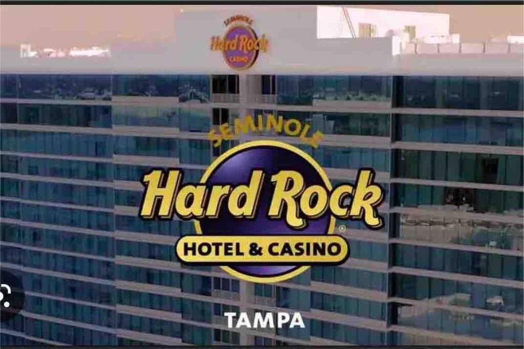Minutes To Fairgrounds, Hard Rock, & Busch Gardens Villa Tampa Eksteriør billede